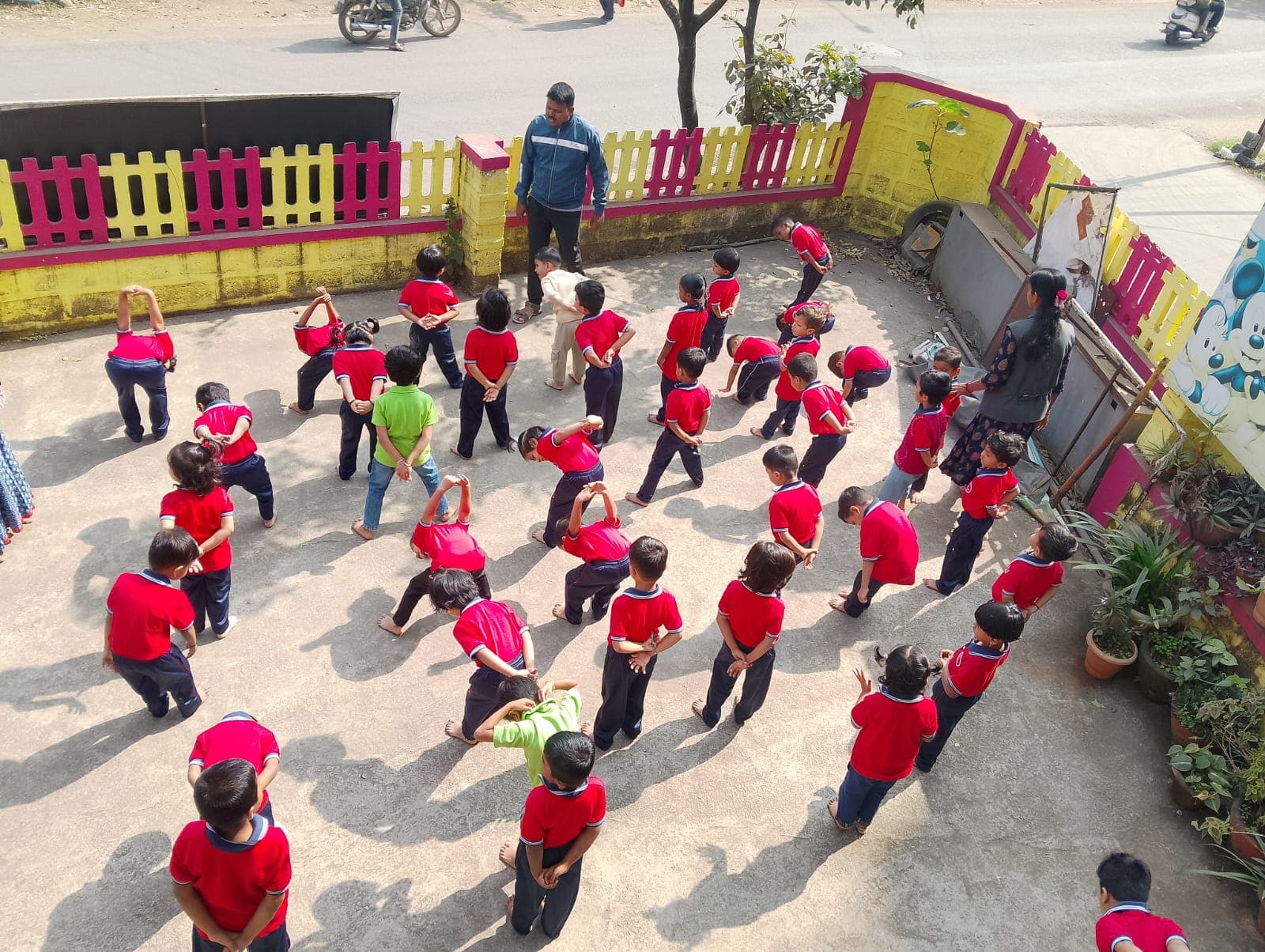 Karate extra-curricular activity at WOW Saplings Preschool, Kolhapur