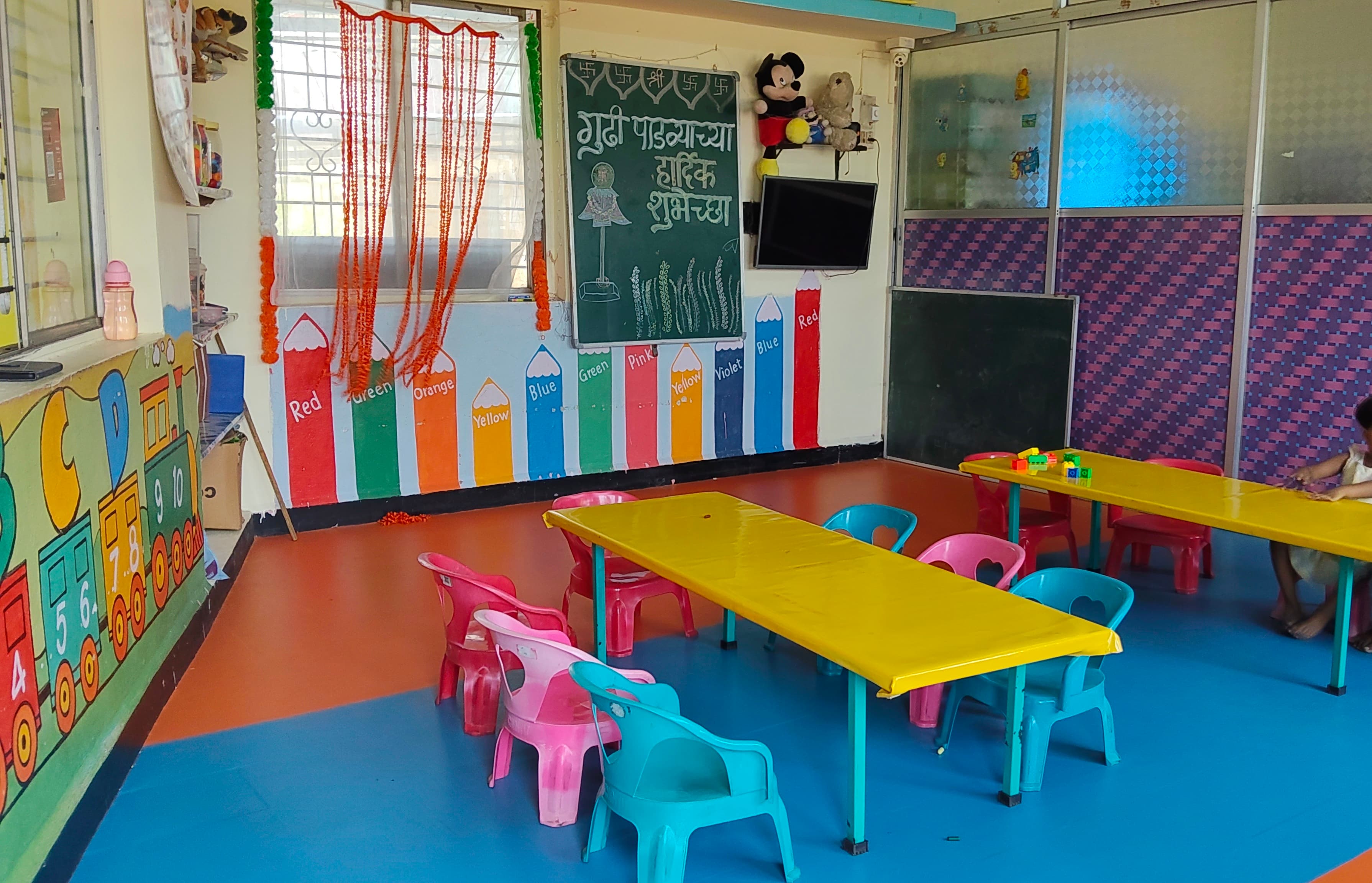 Nursery program learning activities at WOW Saplings Preschool, Kolhapur